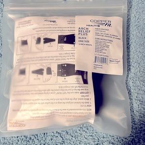 NWOT One Pair Black Copper Fit Arch Relief Plus